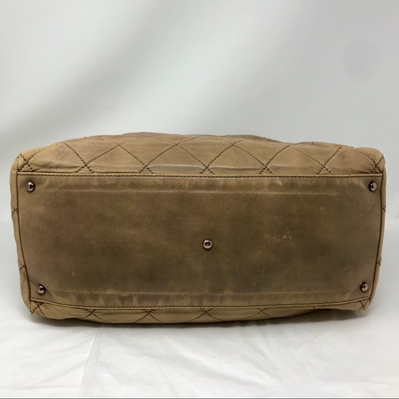 Chanel Ltd Edtn Tan “Cloudy Bundle” Quilted Bowler - Picture 7 of 12